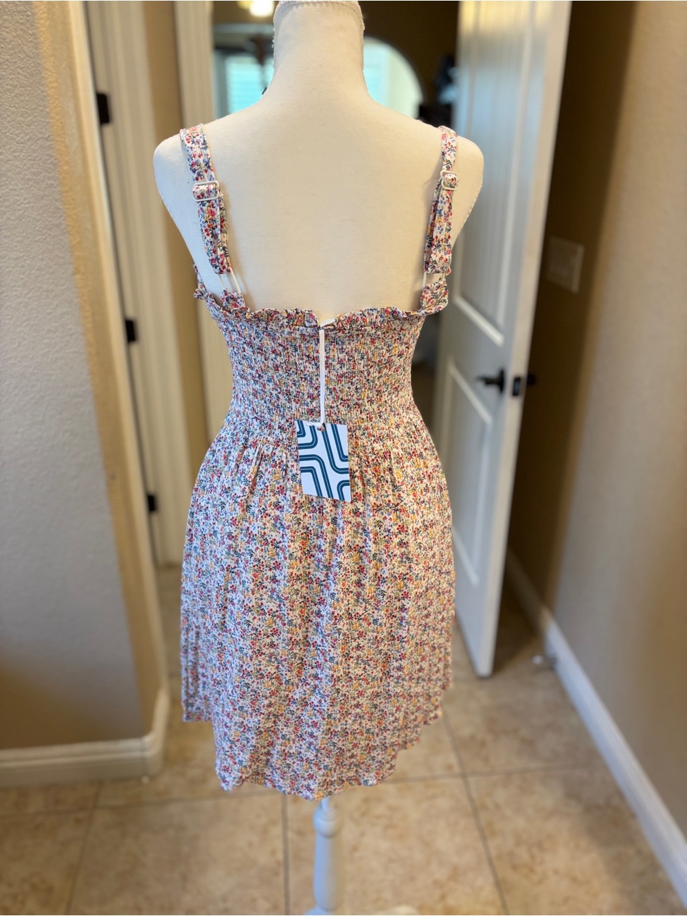 Market & Spruce Pastel Floral Smocked Tie-Shoulder Midi Dress - Picture 4 of 6
